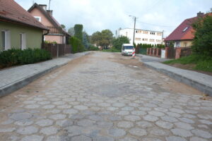 Droga we wsi Kukówko. przed remontem